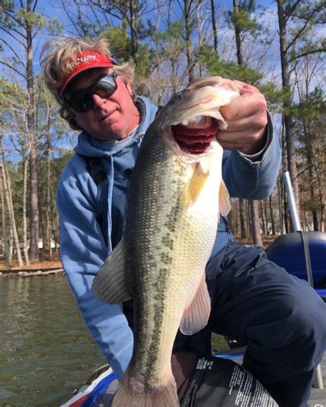 The spots are focused on 4 areas of the lake. . Buggs island fishing report june 2022